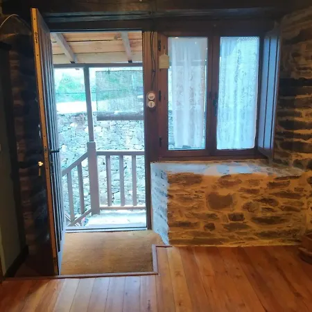 Felicitas En La Casa De Cobos, Ribeira Sacra *